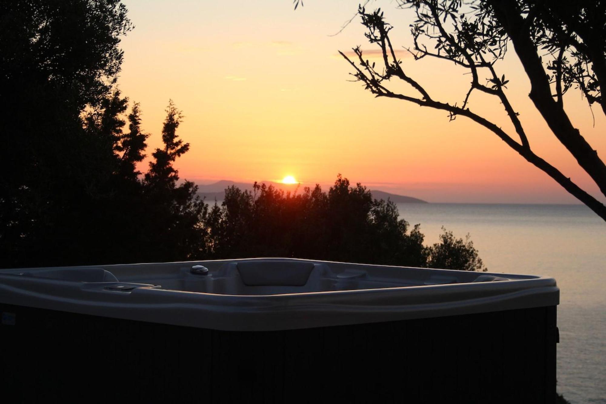 Villa Rouvis With Outdoor Hot Tub Ligaridia Exterior foto